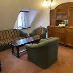 ドヴォル ポルスキ 4*