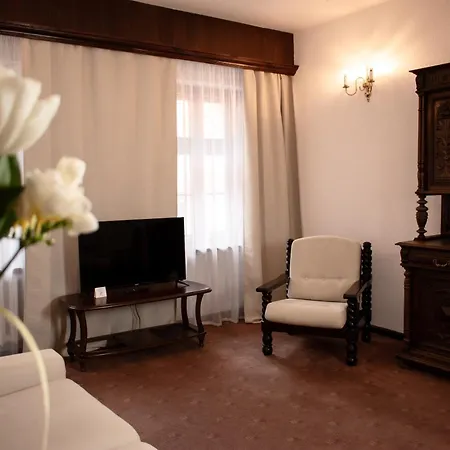 Hotel Dwor Polski 4*
