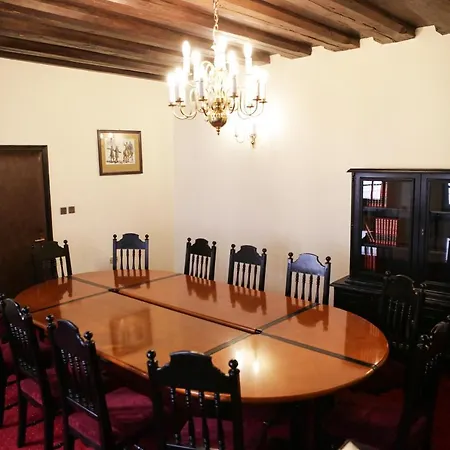 Hotel Dwor Polski