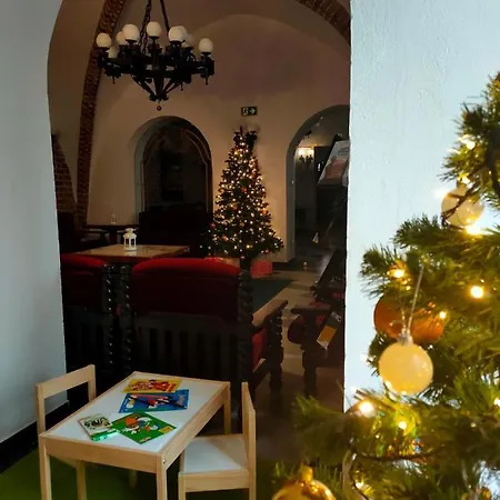 Hotel Dwor Polski 4*