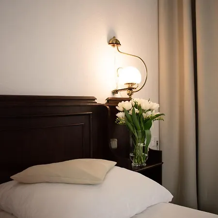 Hotel Dwor Polski 4*