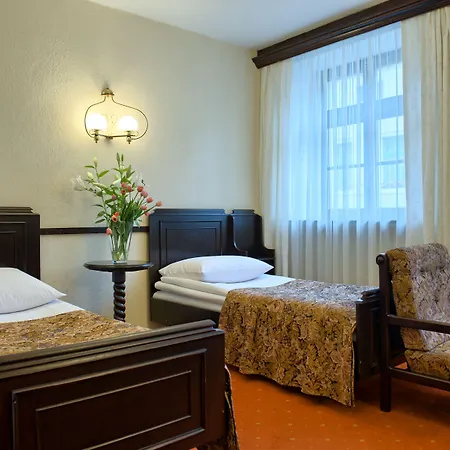 Dwor Polski Wrocław