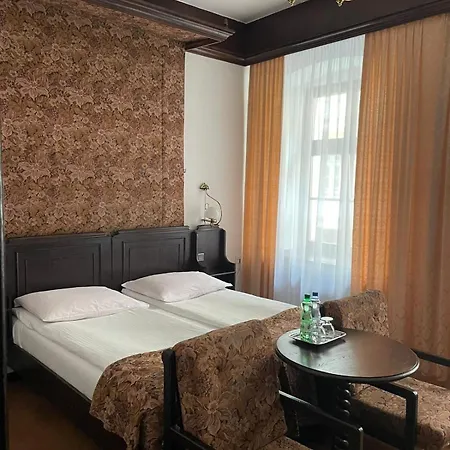 ホテル ドヴォル ポルスキ