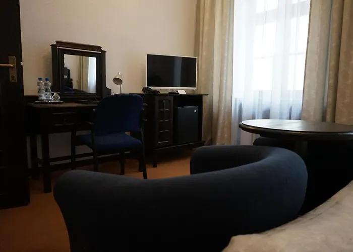 فندق Dwor Polski 4*