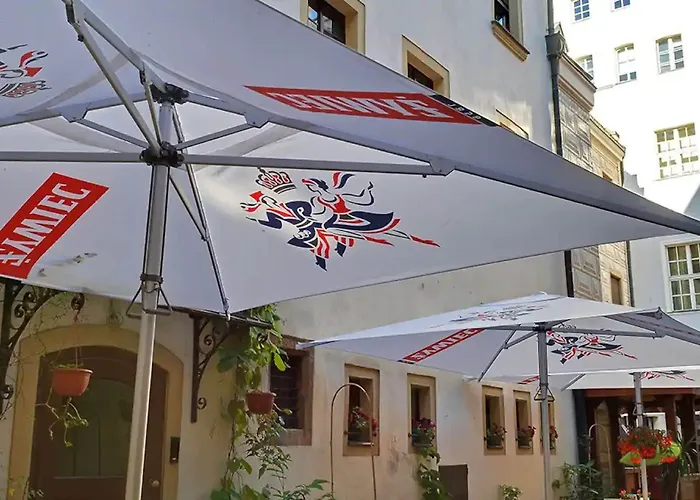 Dwor Polski فروتسواف