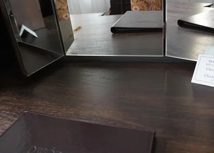 Dwor Polski فندق فروتسواف